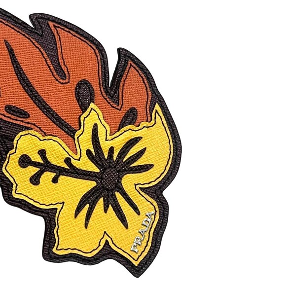 PRADA Leather "leaf" Key Chain/Fob/Bag Charm #1098 - Picture 4 of 6